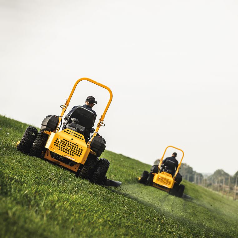 Equipment N4X8R275 Cub Cadet PRO Z 972 SD