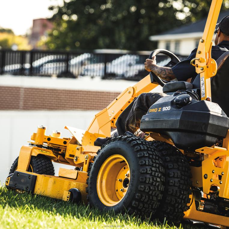 Equipment N4X8R275 Cub Cadet PRO Z 972 SD