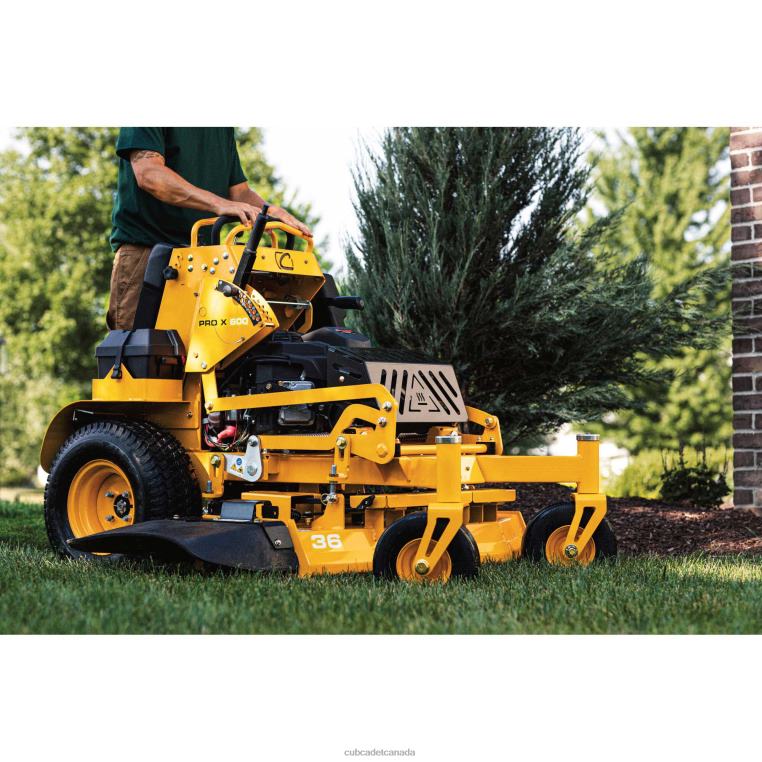 Equipment N4X8R285 Cub Cadet PRO X 636